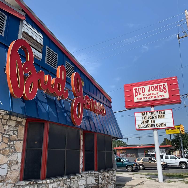 Bud Jones Restaurant: Old-School Comfort Food Heaven