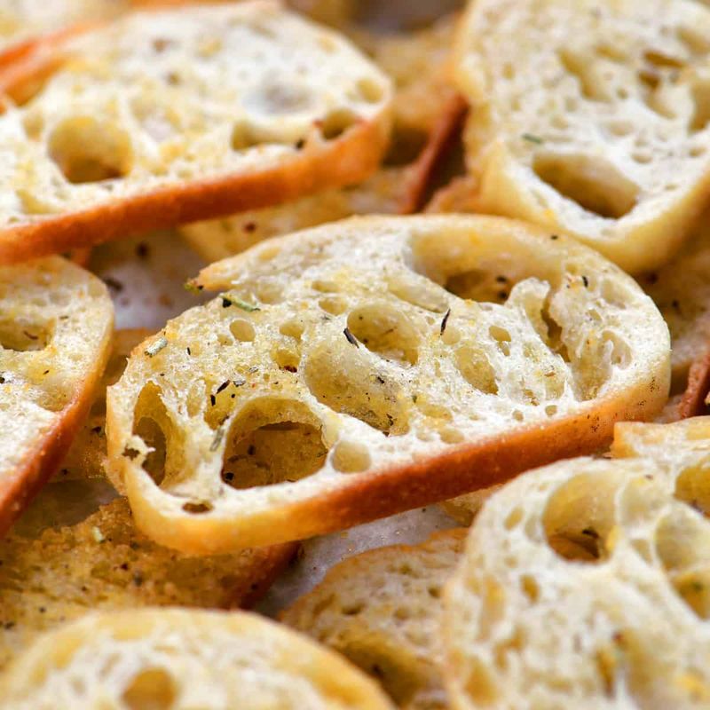 Garlic Bread “Crouton” Rounds