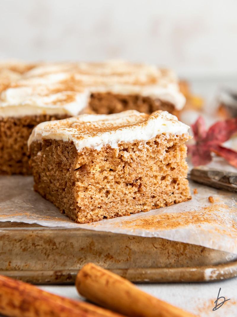 Applesauce Spice Cake