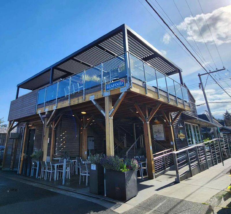 Ecola Seafoods Restaurant & Market (Cannon Beach)