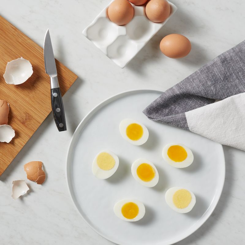 Cutting Cleanly Without Crumbling Yolks