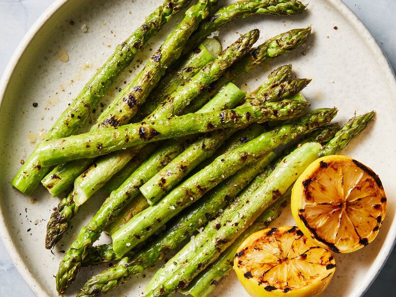 Asparagus With Parmesan and Charred Lemon