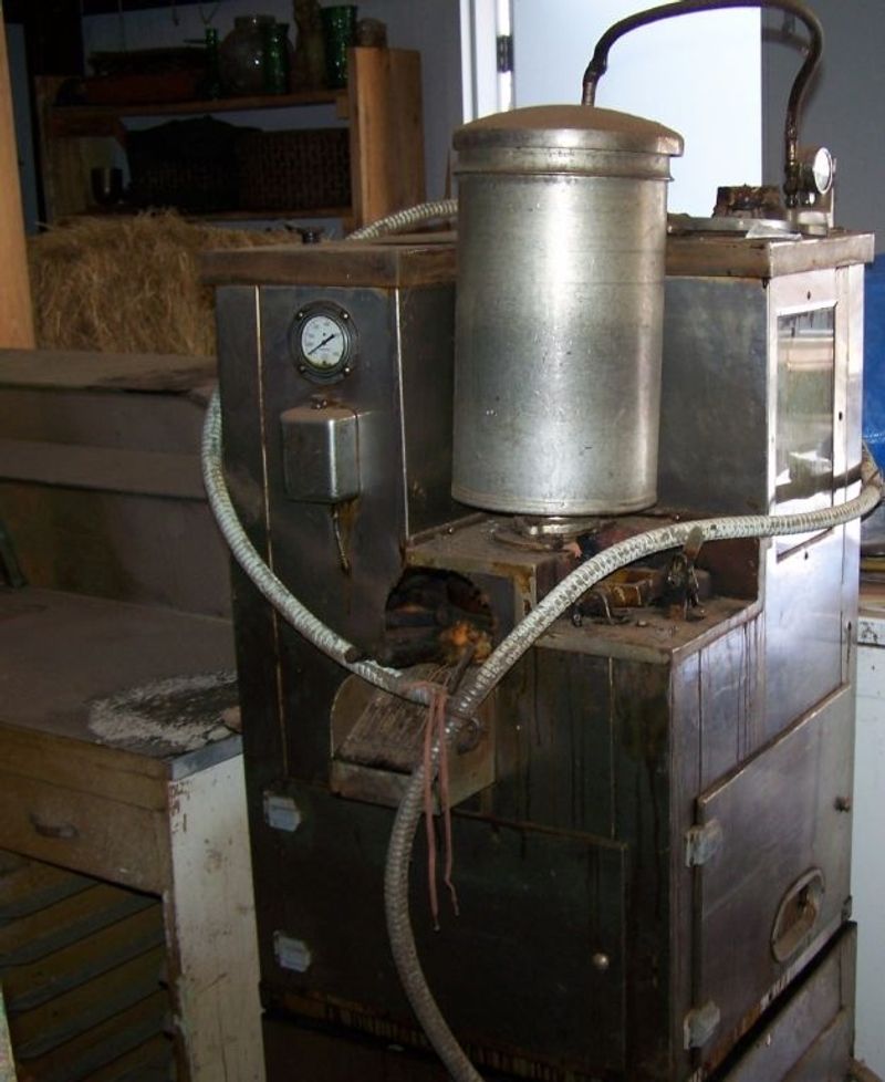 A Vintage Fryer With Attitude