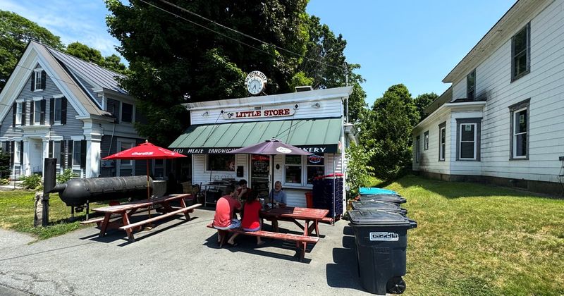 Marsh Brothers Deli (New Hampshire)
