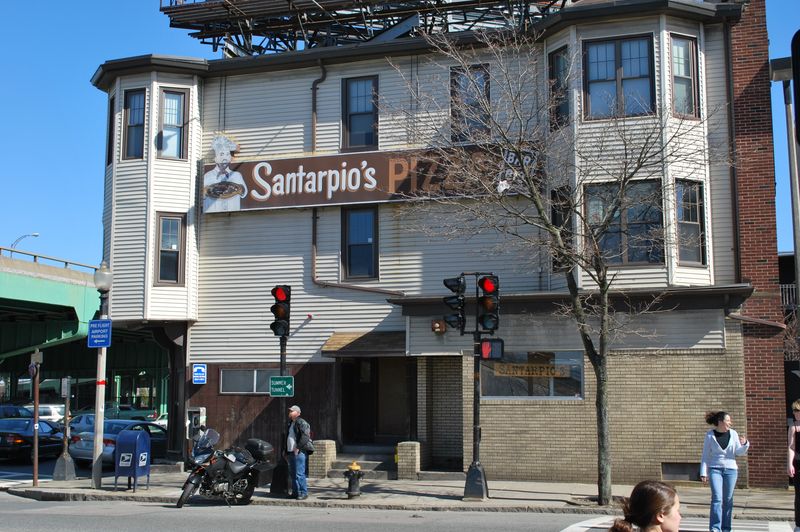Massachusetts - Santarpio’s Pizza (Boston)