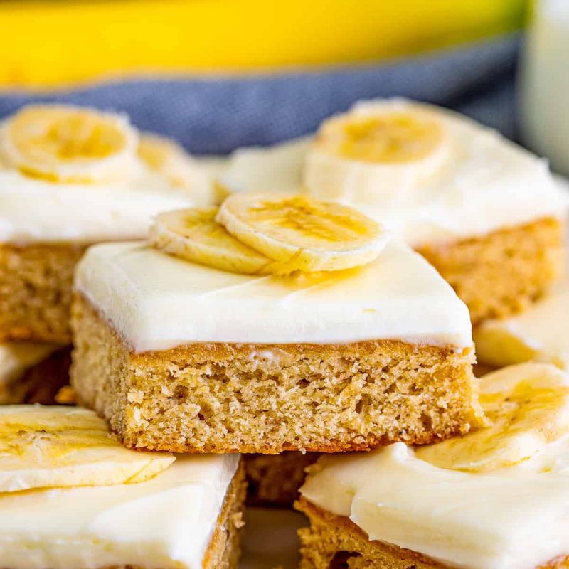 Banana blondies