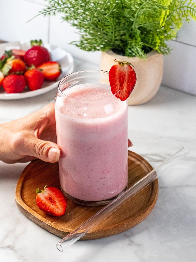 Strawberry smoothie (not overly sweet)