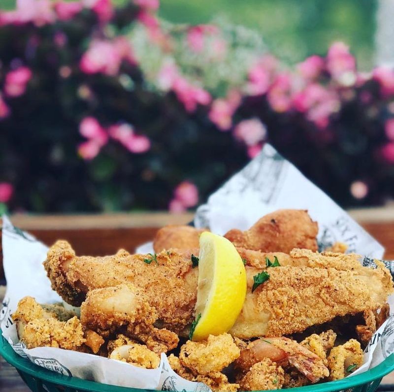 The neighborhood seafood shack