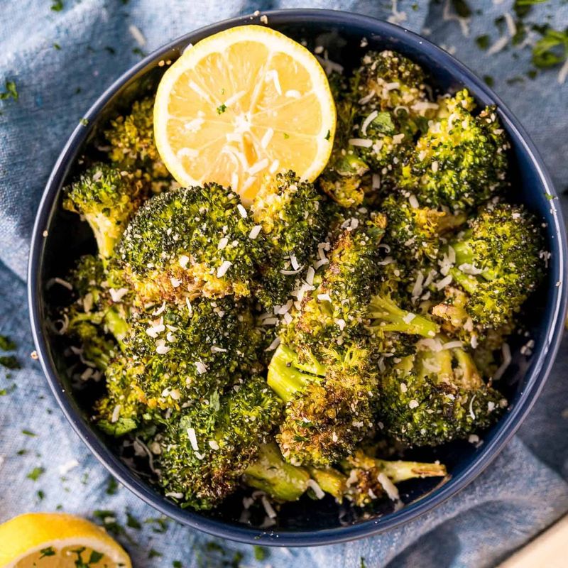 Crispy Roasted Broccoli With Garlic And Lemon