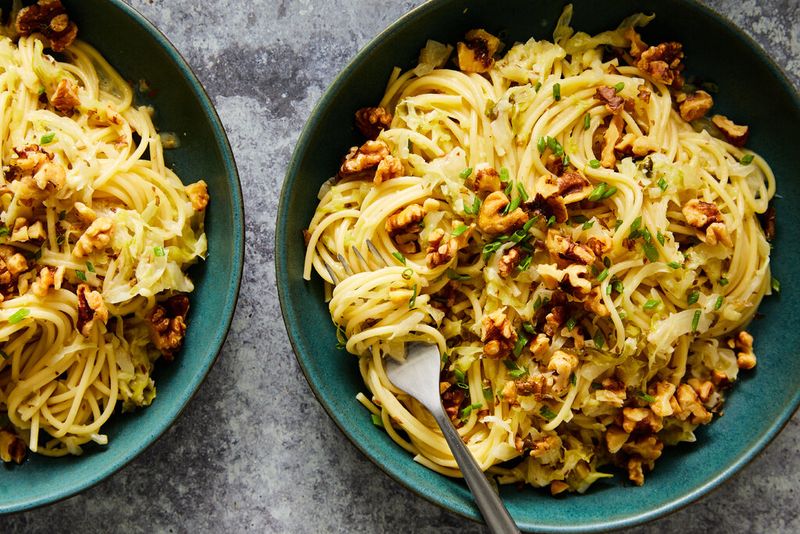Cabbage and Black Pepper Pasta