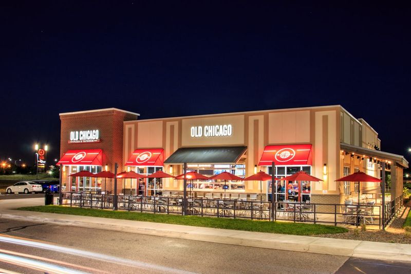 Old Chicago Pizza + Taproom