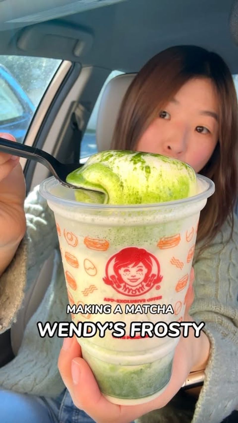 Matcha Vanilla Frosty Shake