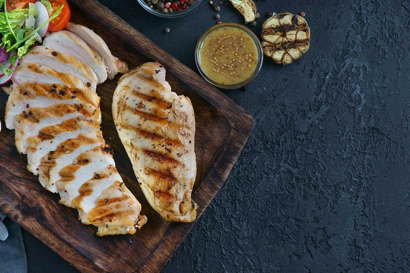 Chicken breast with steamed vegetables