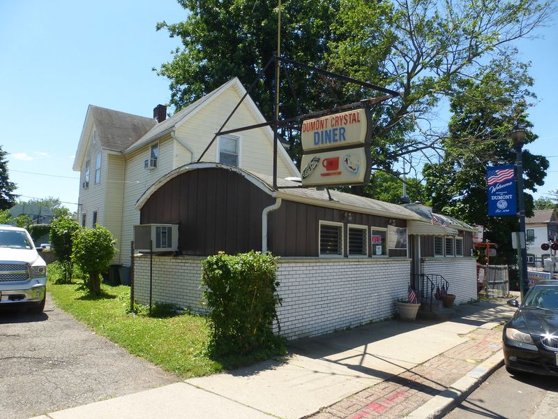 The Contender on West Madison Avenue