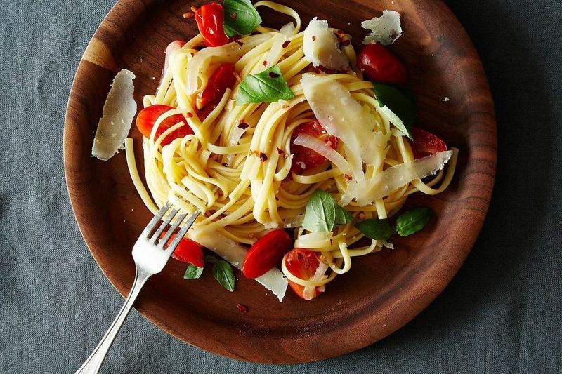One-Pot Tomato Basil Pasta
