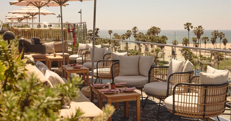 Kassi Rooftop: Mediterranean Vibes in Venice Beach