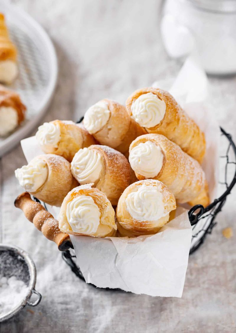 Crescent Roll Cream Horns