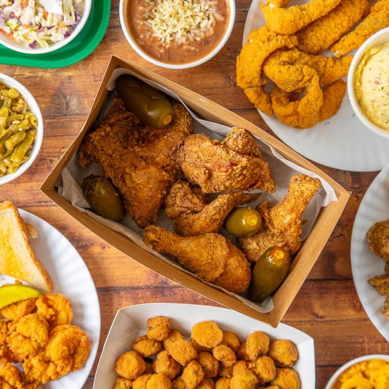 McHardy’s Chicken & Fixin’