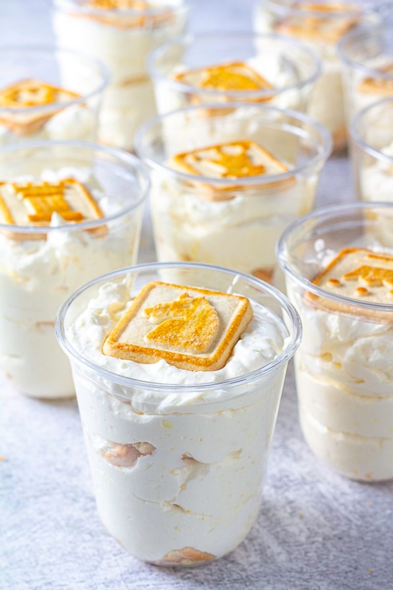 Pre-made banana pudding cups