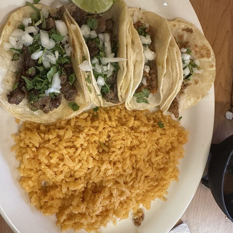 Los Paisanos (South Dakota)