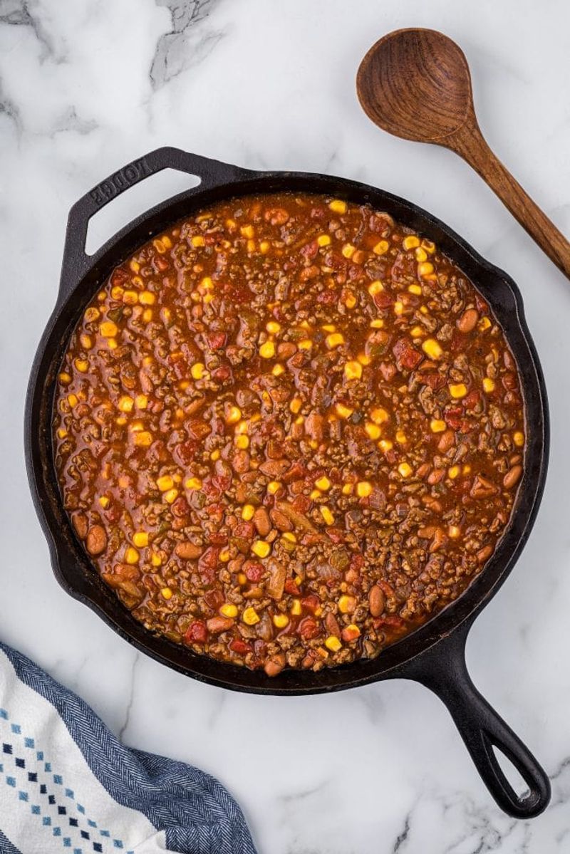 Chili With Cornbread