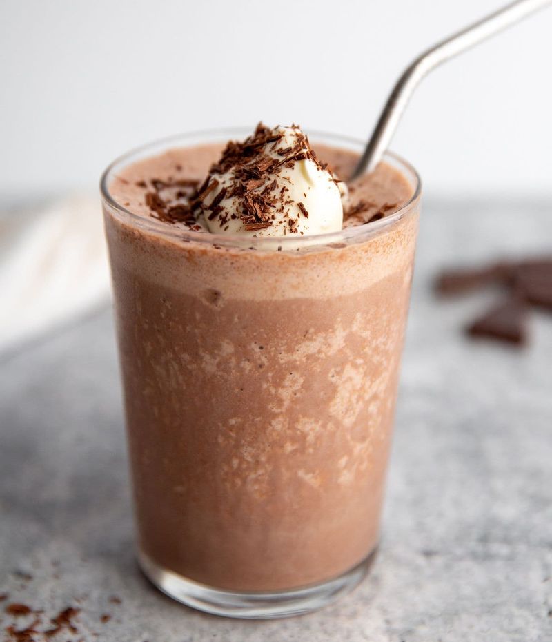 Chocolate “milkshake” smoothie