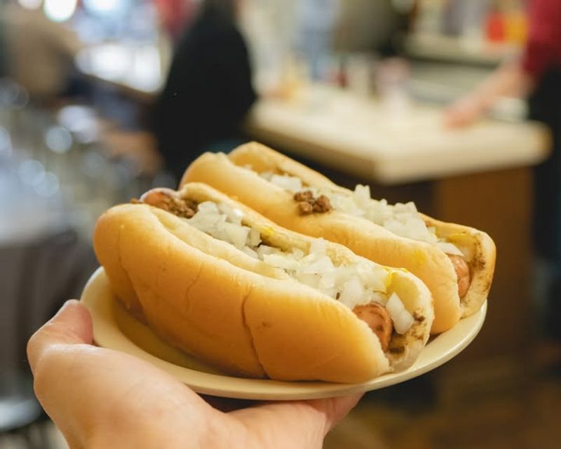 Indiana — Fort Wayne’s Famous Coney (Fort Wayne’s Coney Island)