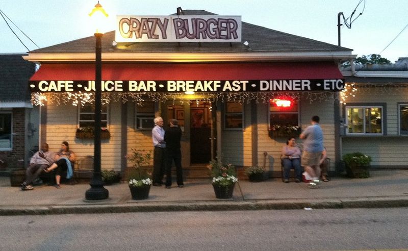 Crazy Burger Café & Juice Bar (Rhode Island)