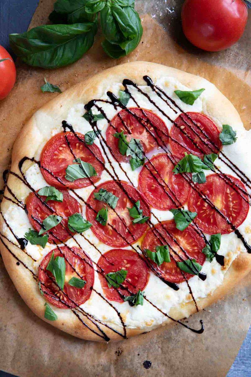 Caprese Pizza