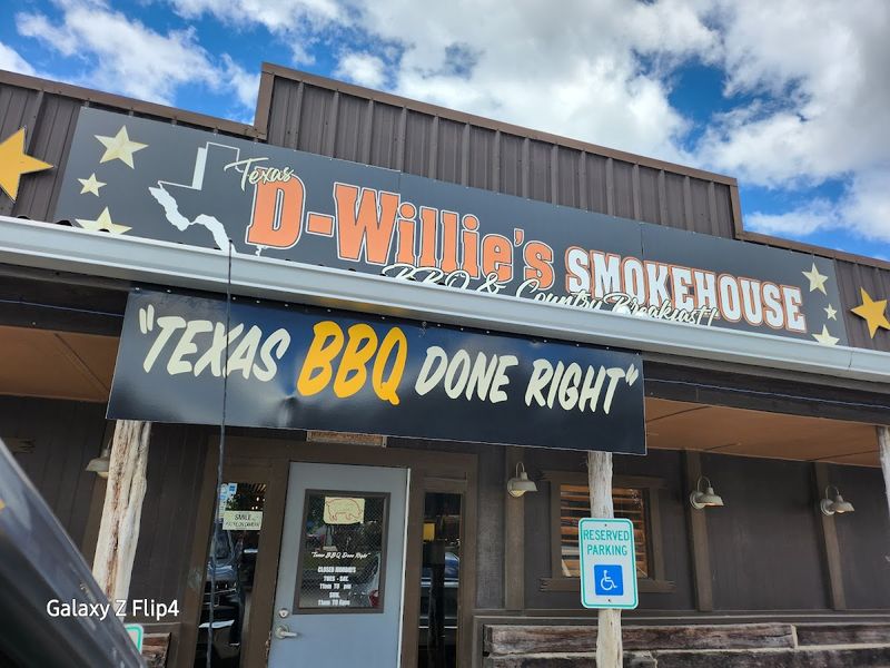 Texas D Willie's Smokehouse: Southside Smoke Masters