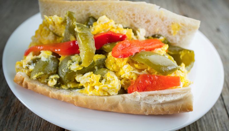 Pepper & Egg Sandwich