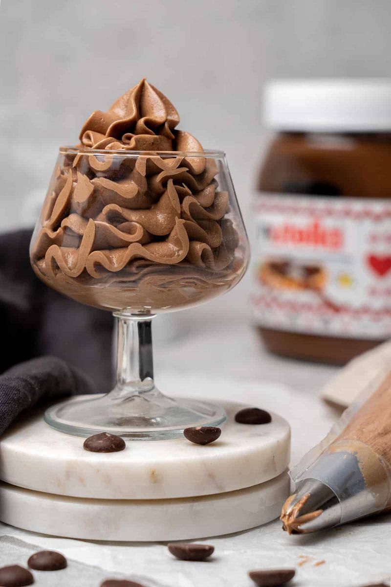 Nutella (Chocolate Hazelnut) Frosting