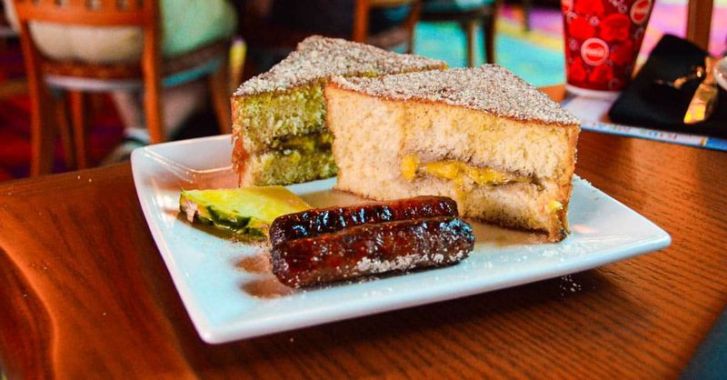 Kona Café (Disney’s Polynesian Village Resort)