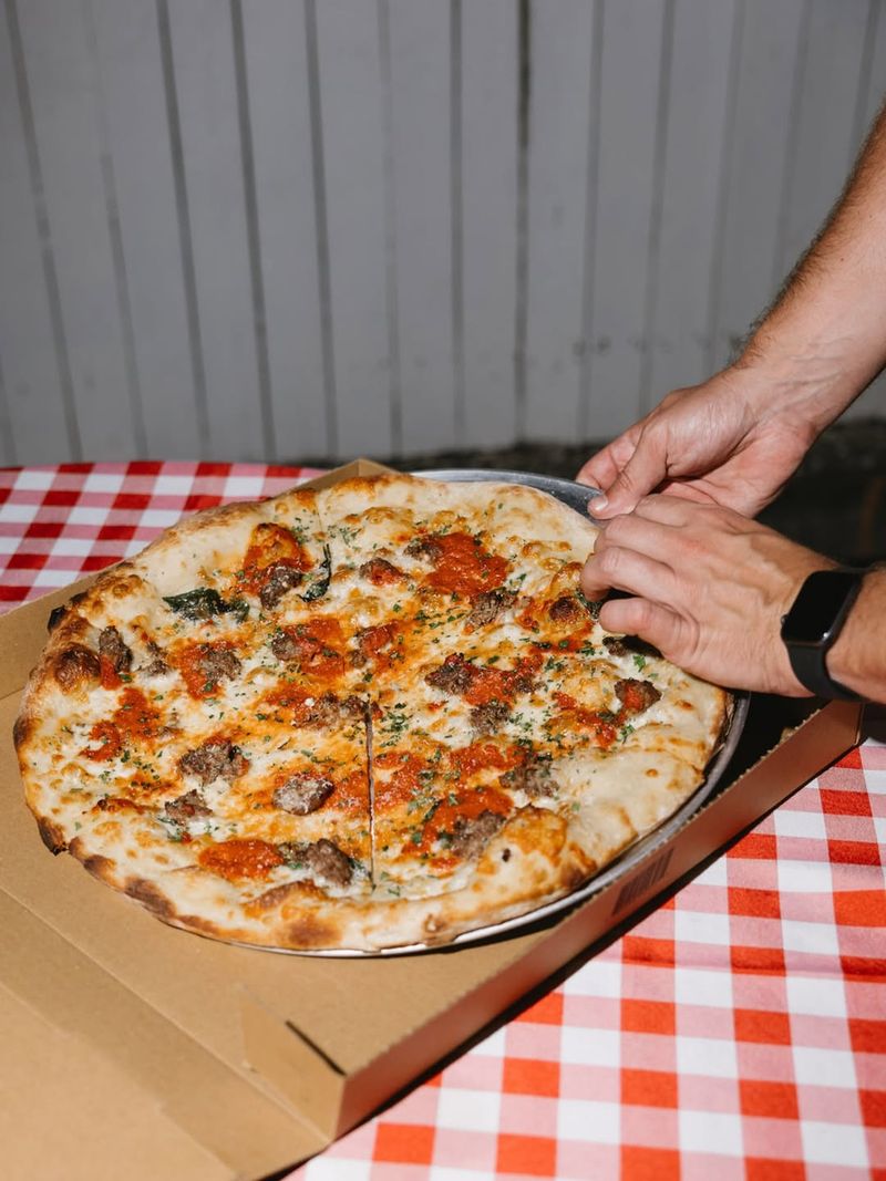 Hawthorne Bottle Shoppe (Pizza Pop-Ups) — St. Petersburg