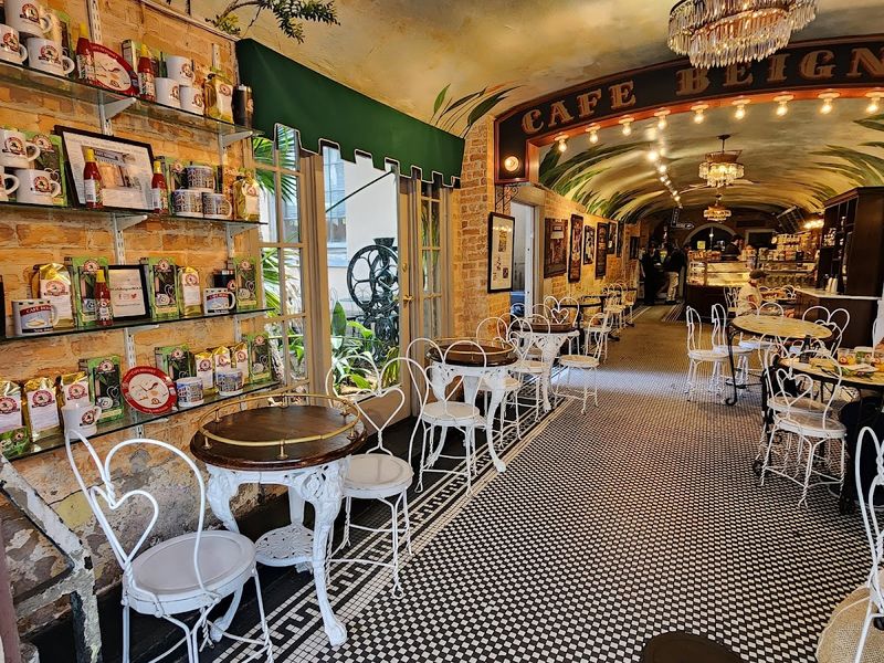 Café Beignet Royal