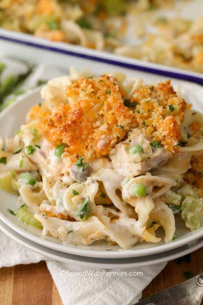 Creamy Tuna Noodle Bake
