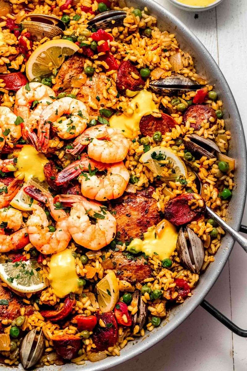 Paella (served in the pan)
