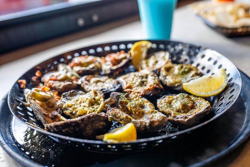 Phil’s Oyster Bar and Seafood Restaurant (Baton Rouge, Louisiana)
