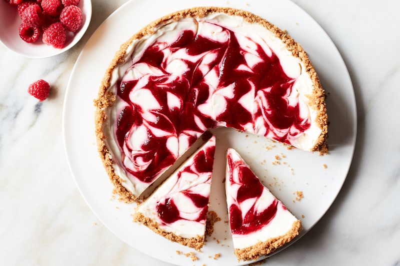 No-Bake Raspberry Swirl Cheesecake