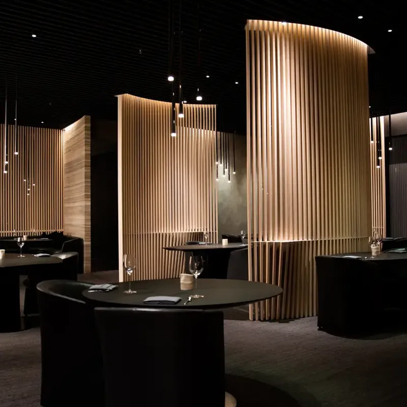 Ever Restaurant at The Hoxton Chicago (Illinois)