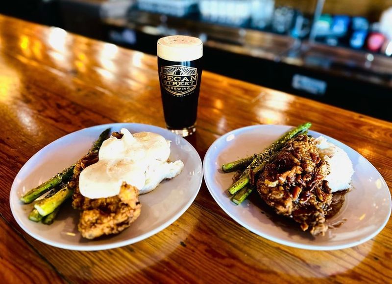 Texas — Pecan Street Boarding House, Johnson City