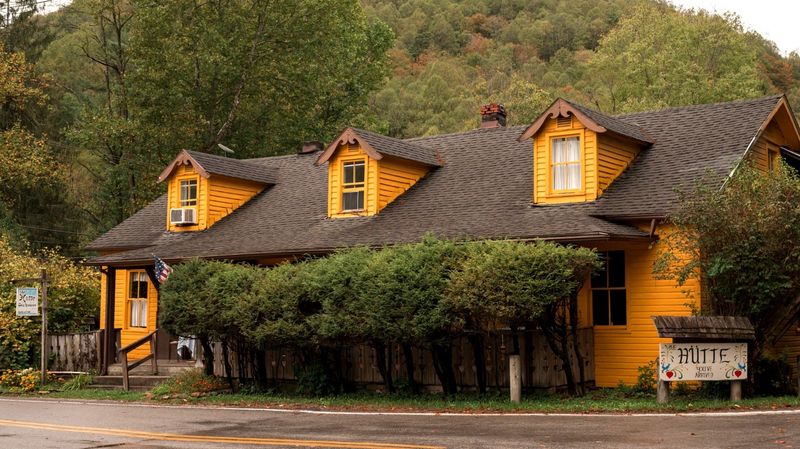 The Forks Inn (West Virginia)