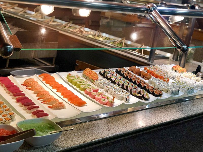 Royal Buffet & Grill