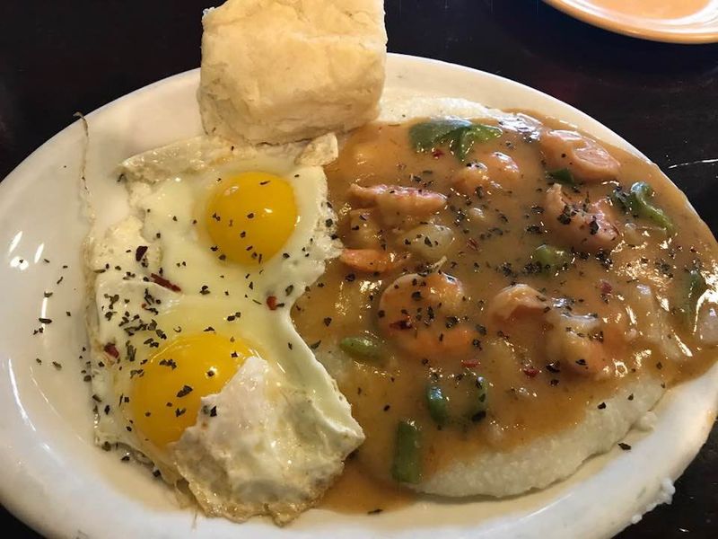 Narobia's Grits & Gravy - Savannah
