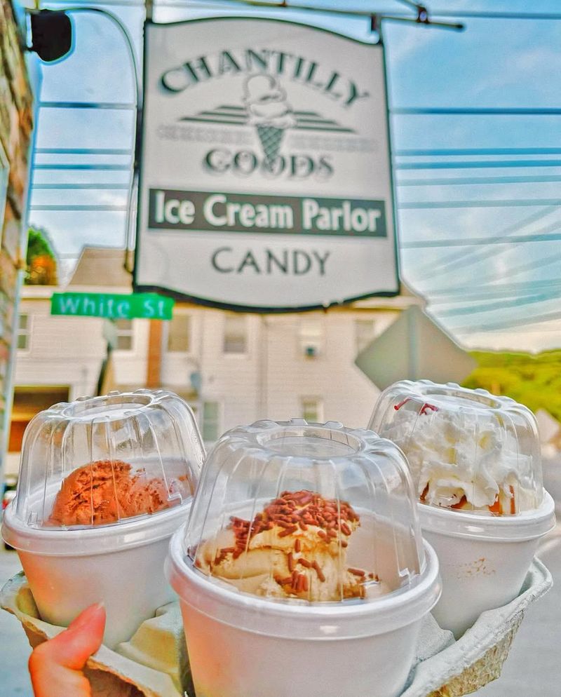 Chantilly Goods Ice Cream Shop – Weissport
