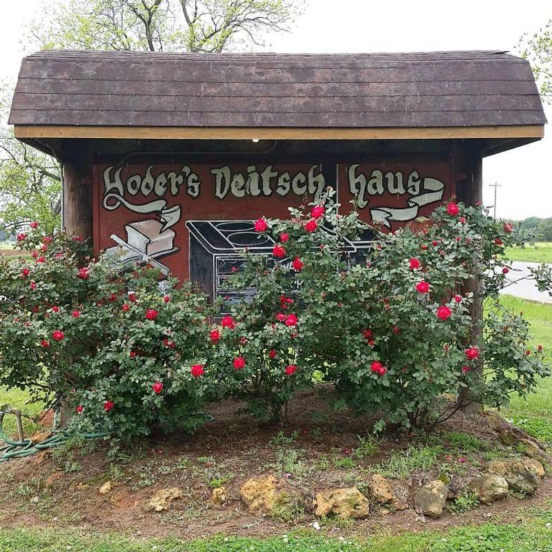 Yoder’s Deitsch Haus