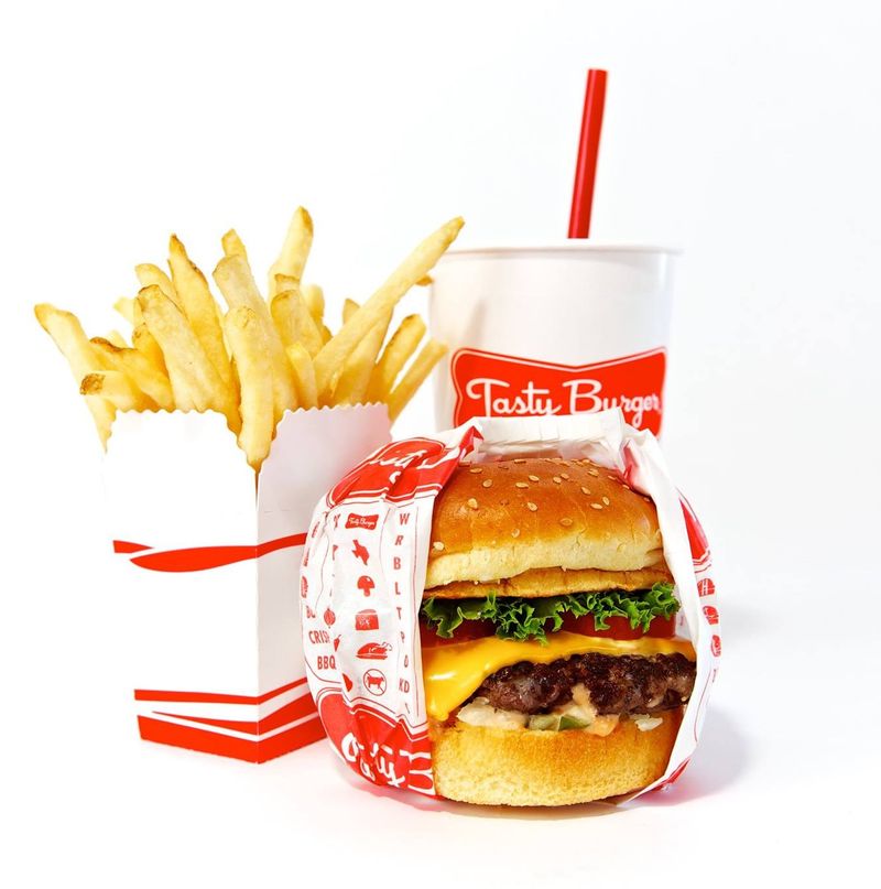 Tasty Burger (Massachusetts)