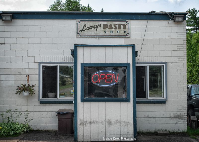 Rosie's Pasty Window - Ishpeming