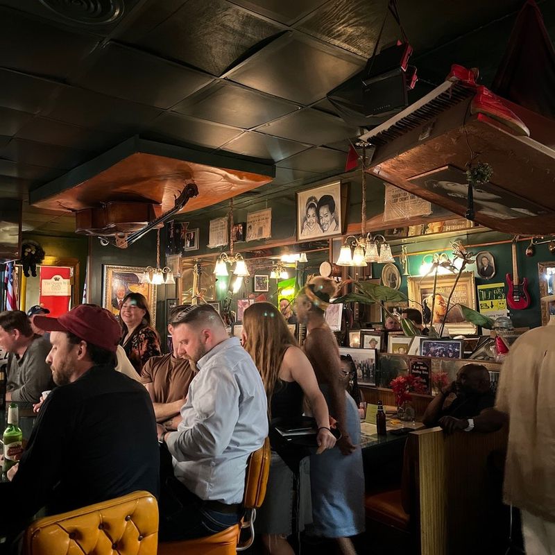 Parlour No. 5 – Detroit, MI