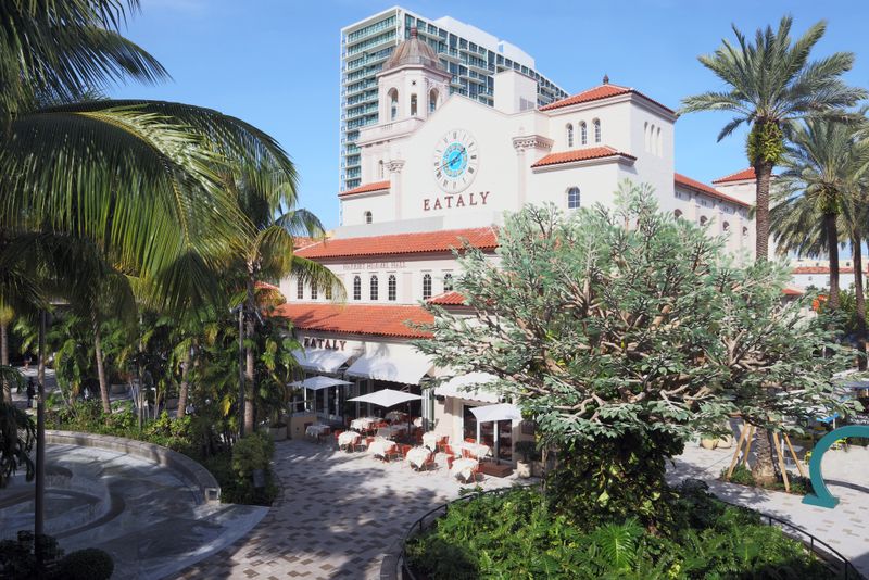 Eataly (multiple U.S. locations)